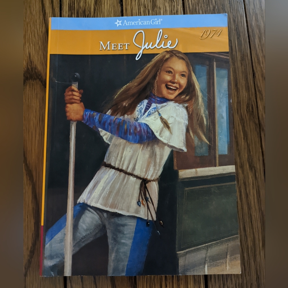 EUC set of 3 Julie (1974) American Girl books - Picture 2 of 14